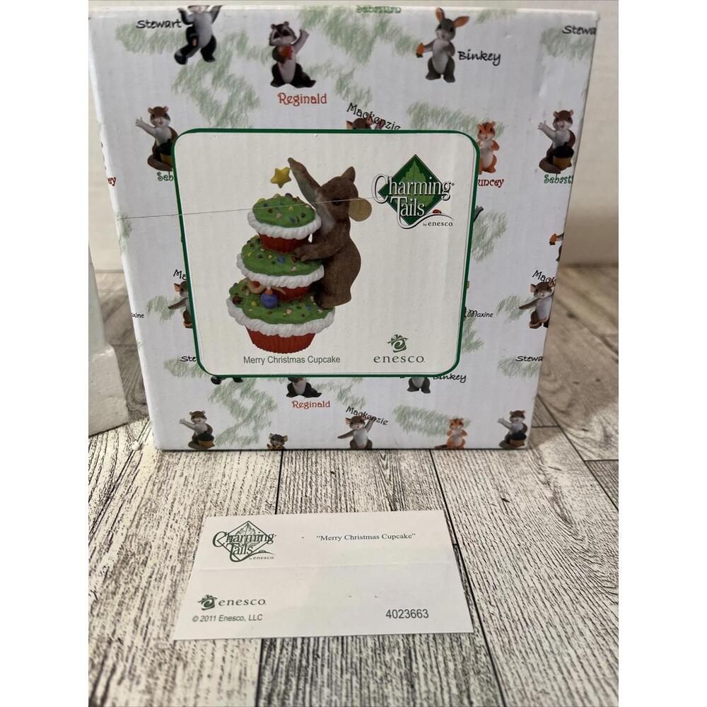 2011 Charming Tails by Enesco "Merry Christmas Cupcake" resin figurine SEALED